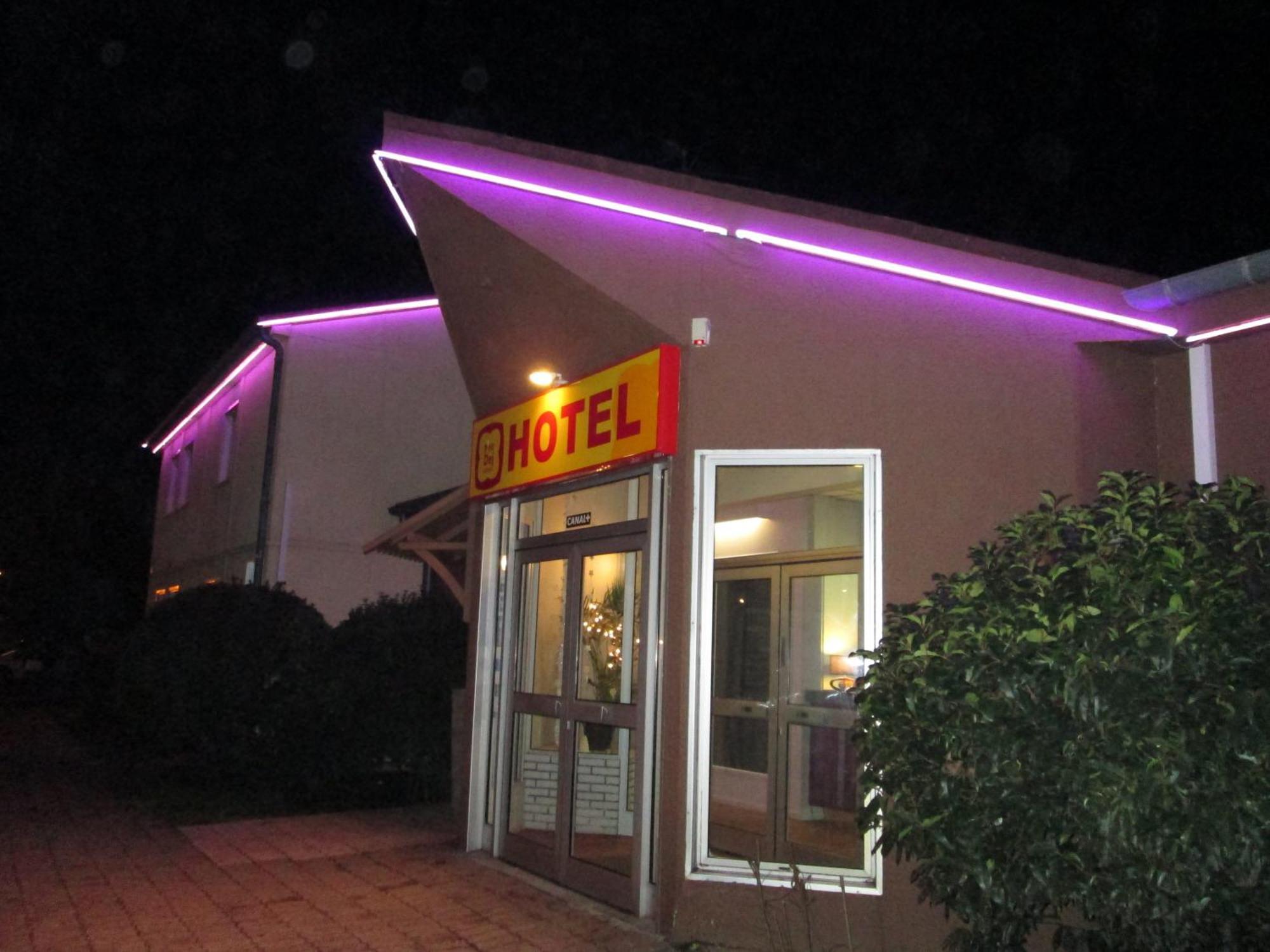 Hotel - Restaurant Du Lac - Agen Boé Exterior foto